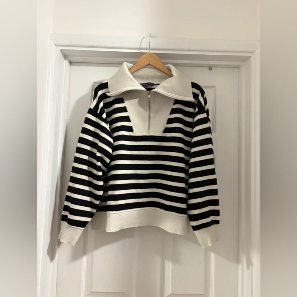 Black and White Striped Women's Sweater